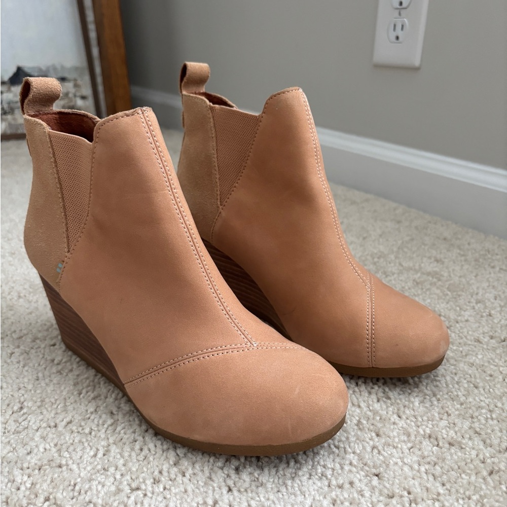Women's TOMS Kelsey Wedge Ankle Boots